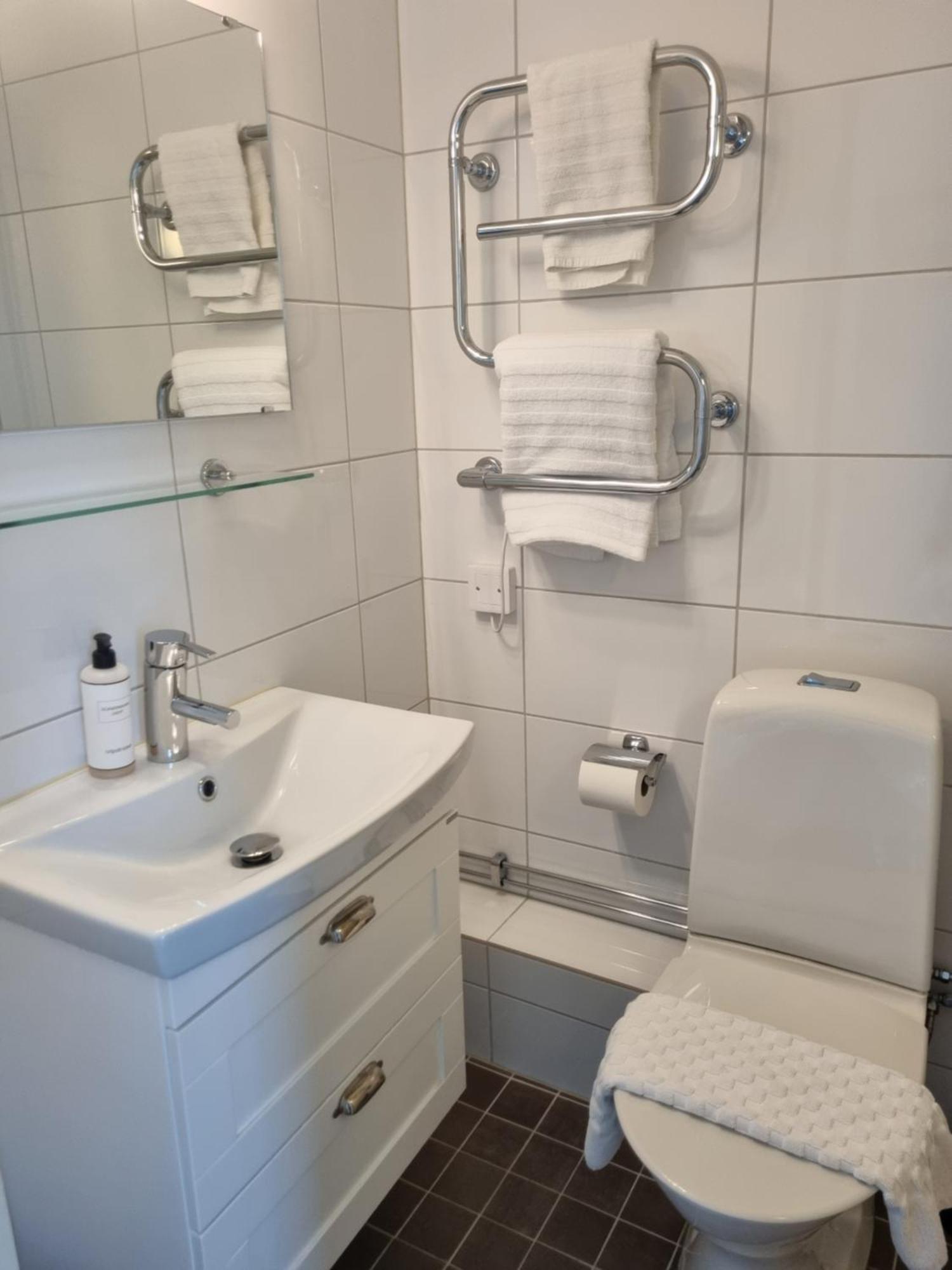 Mjoelby Stadshotell מראה חיצוני תמונה
